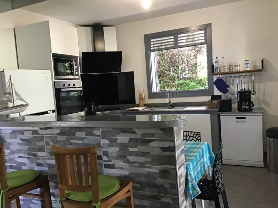 Apartamento Au Coin Du Phare Goyave Exterior foto