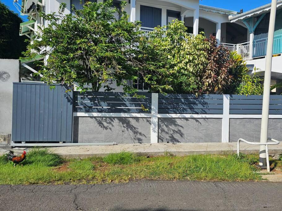 Apartamento Au Coin Du Phare Goyave Exterior foto